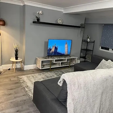 Modern With Stylish Terrace - Your London Oasis! Экстерьер фото