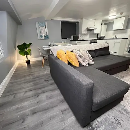 Modern With Stylish Terrace - Your London Oasis! Экстерьер фото